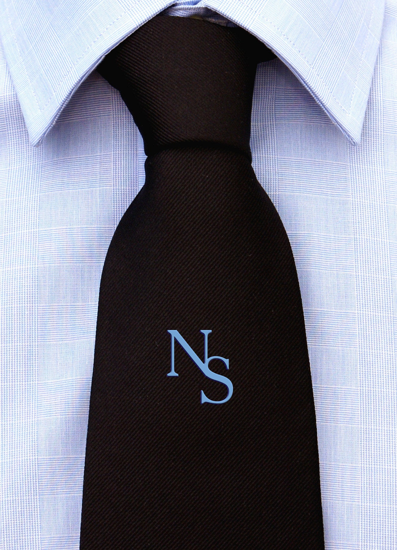 Cravatta con monogramma in stampatello personalizzato