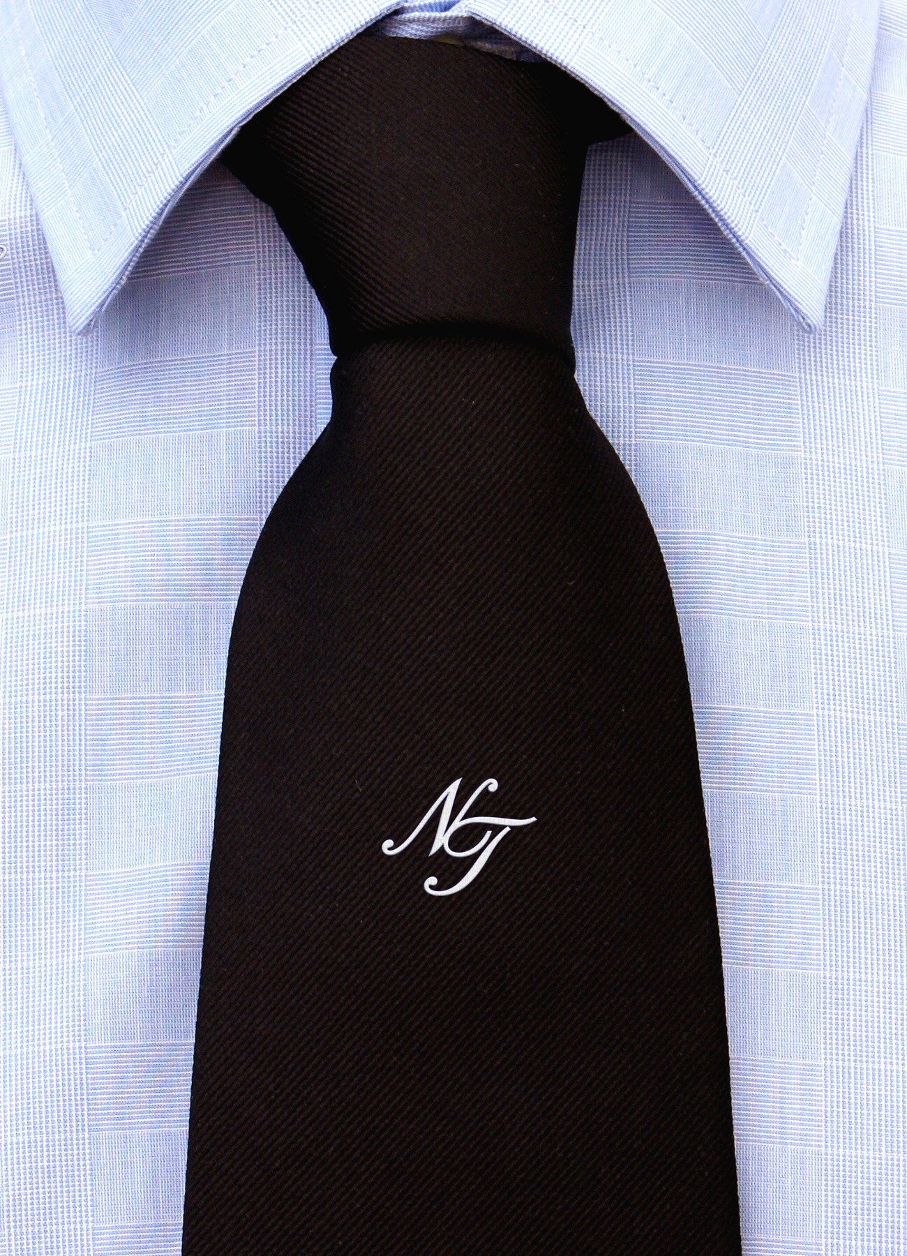 Cravatta con monogramma in corsivo personalizzato