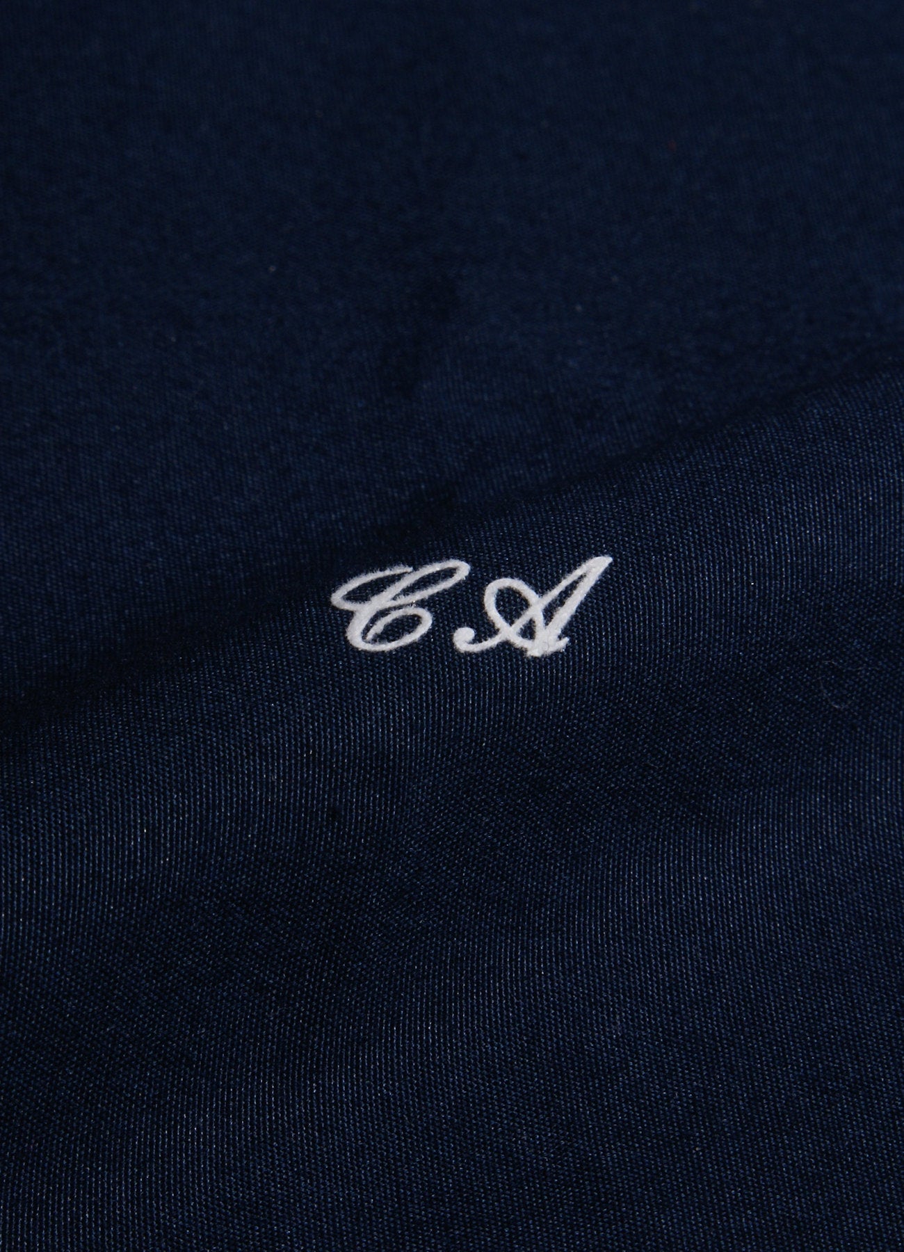 Iniziali per camicie stile "Michelangelo" personalizzate pronte da applicare