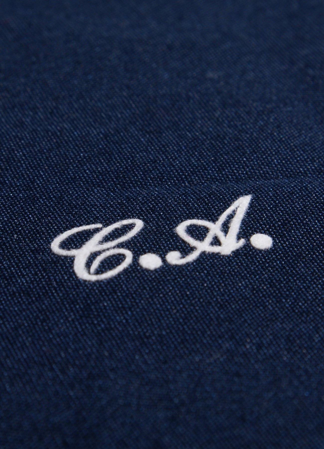 Iniziali per camicie stile "Michelangelo" personalizzate pronte da applicare