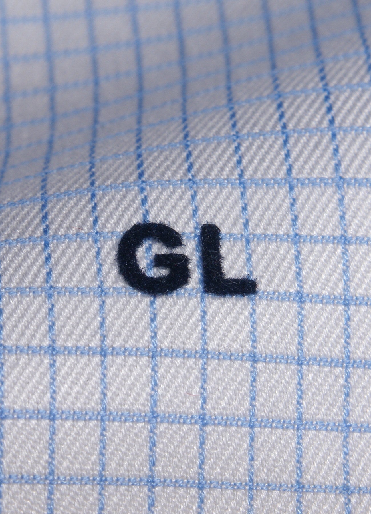 Iniziali per camicie stile "Modigliani" personalizzate pronte da applicare