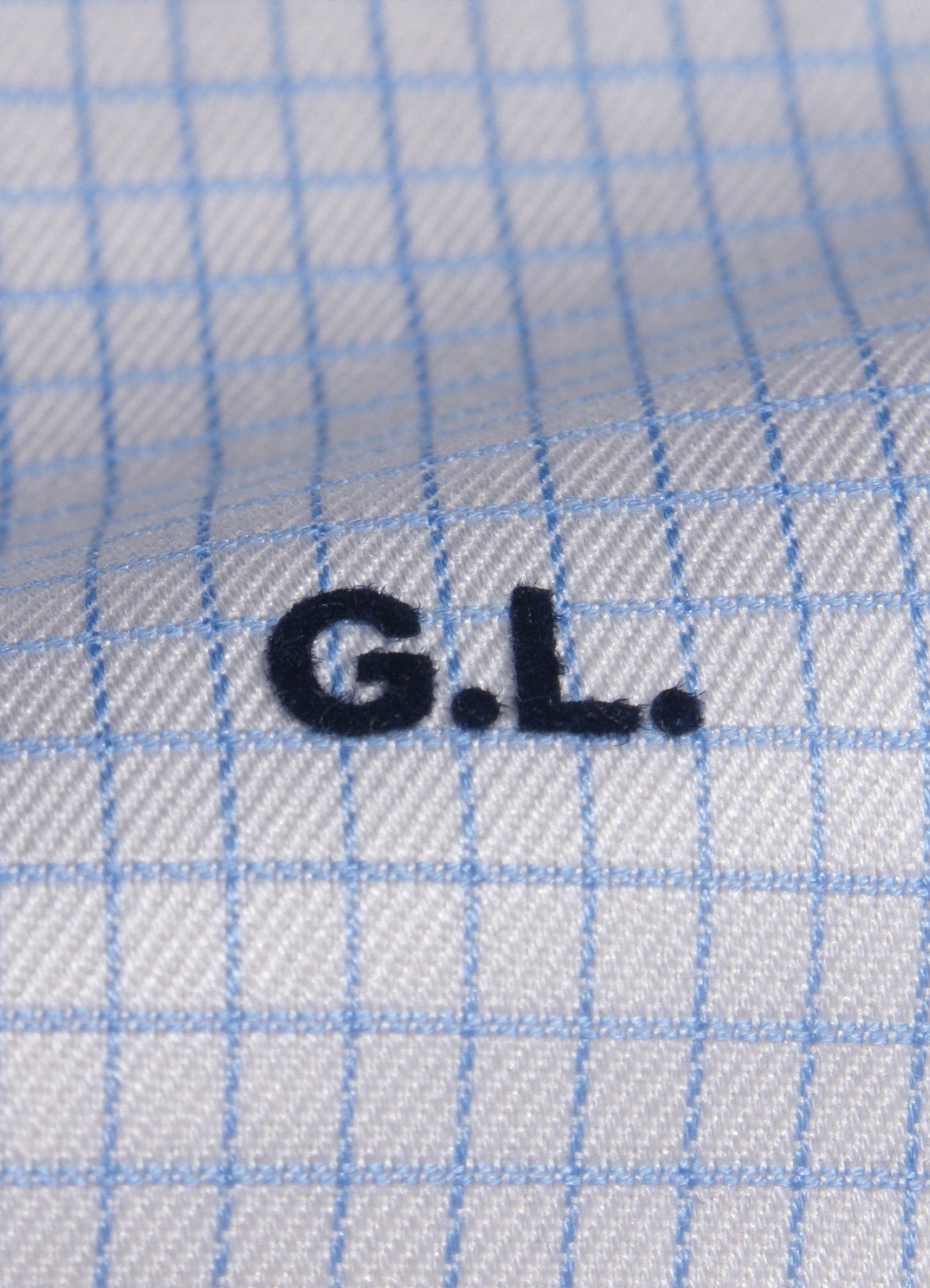 Iniziali per camicie stile "Modigliani" personalizzate pronte da applicare