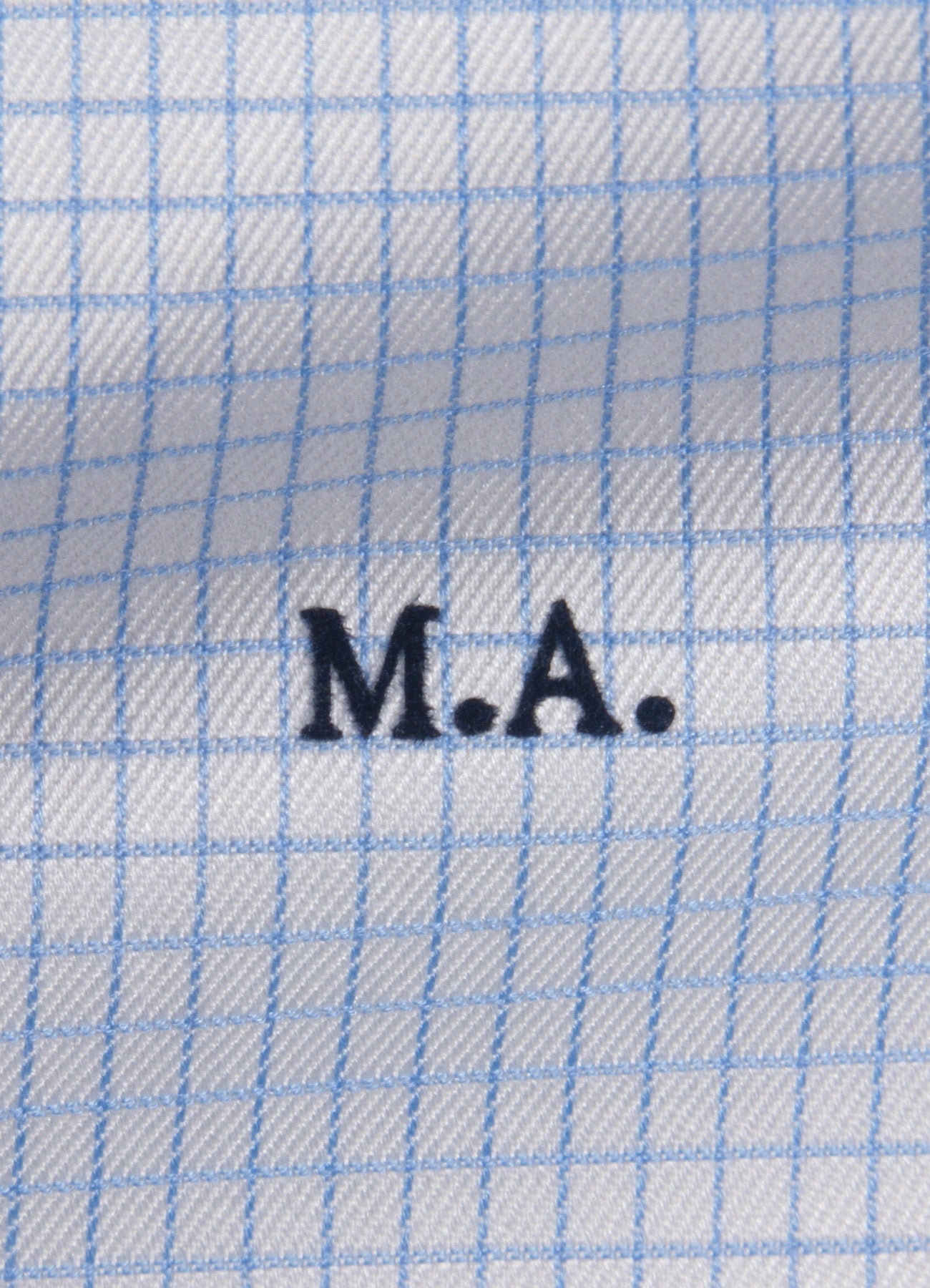 Iniziali per camicie stile "Caravaggio" personalizzate pronte da applicare