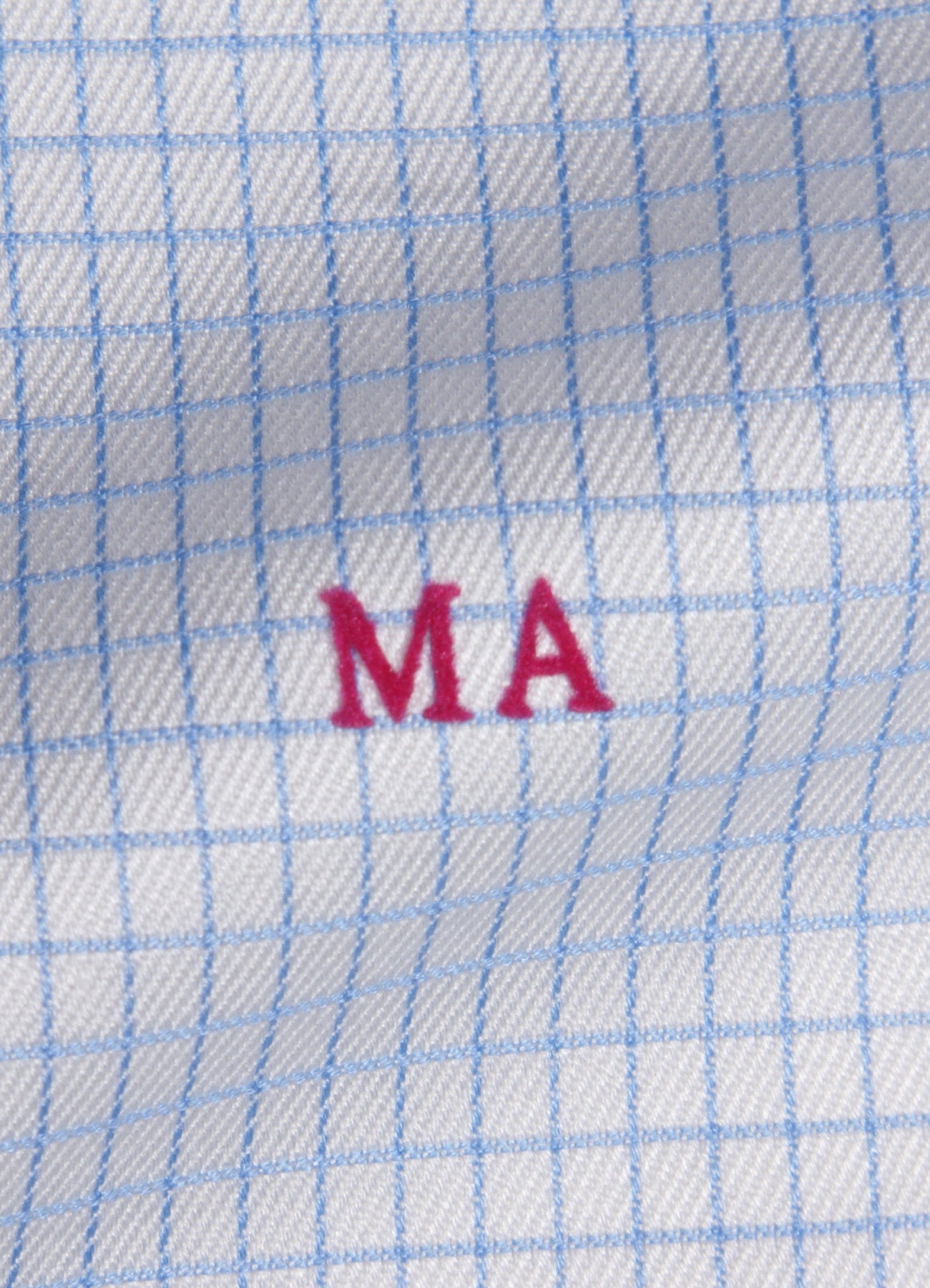 Iniziali per camicie stile "Caravaggio" personalizzate pronte da applicare