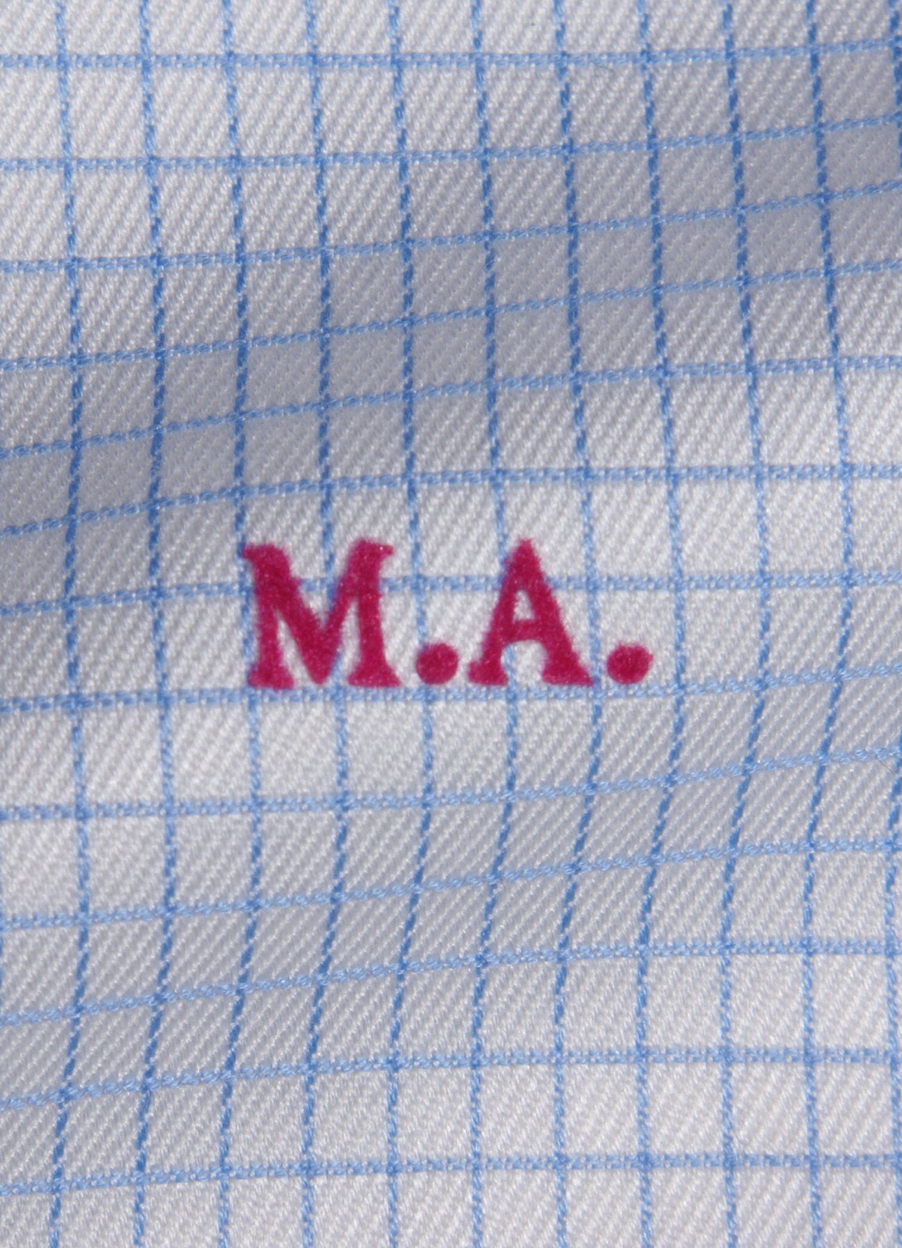 Iniziali per camicie stile "Caravaggio" personalizzate pronte da applicare