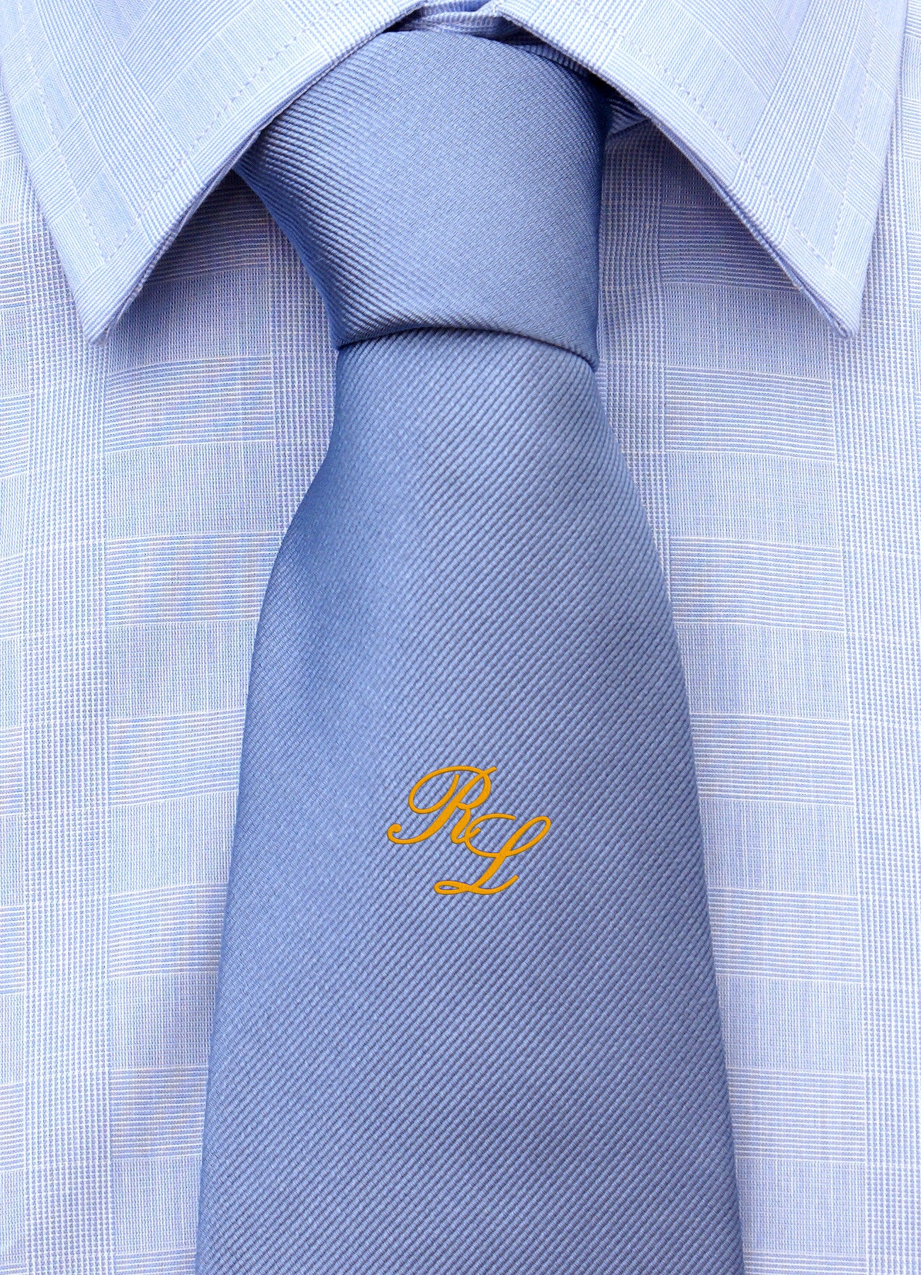 Cravatta con monogramma in corsivo personalizzato