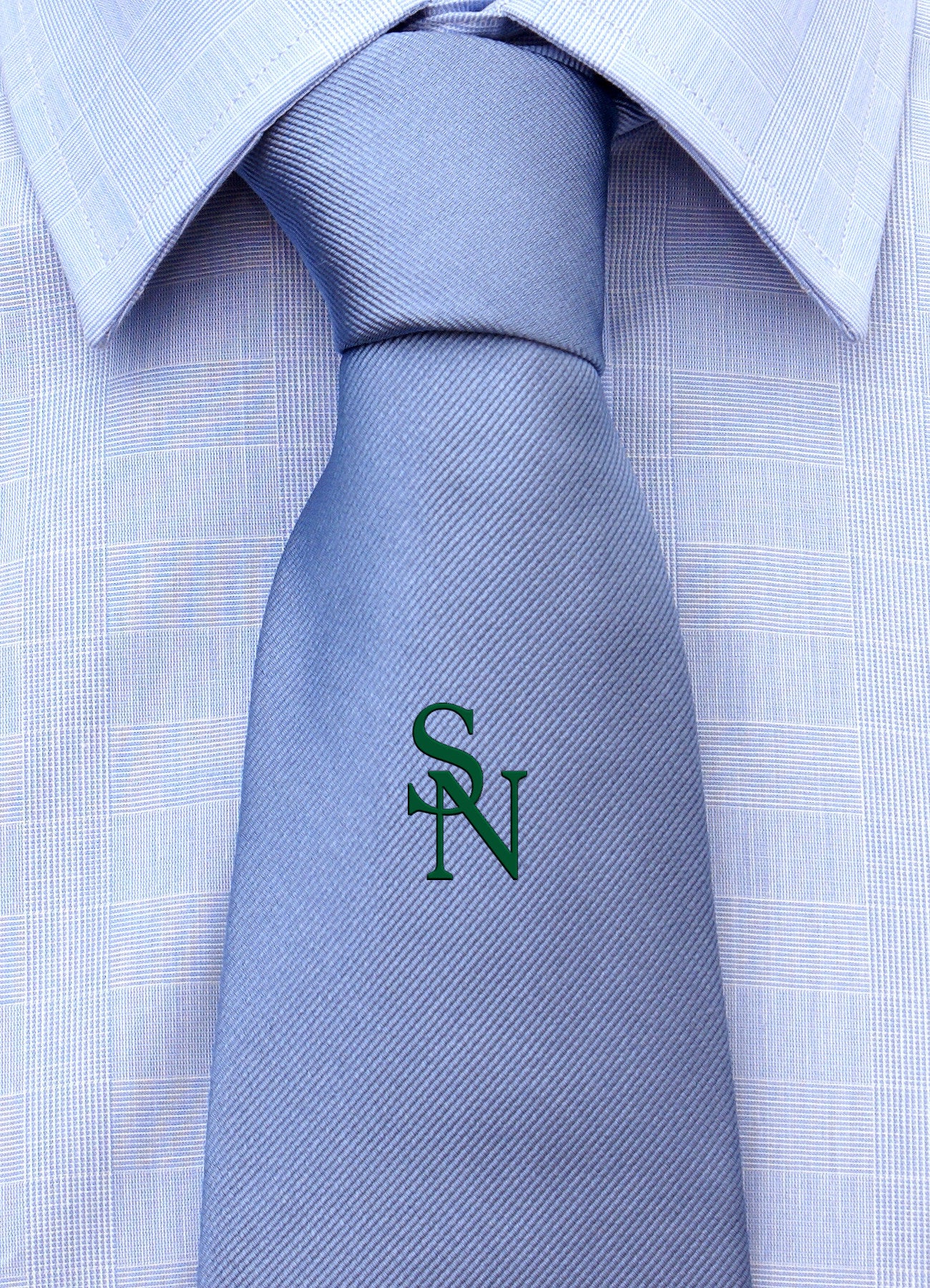 Cravatta con monogramma in stampatello personalizzato