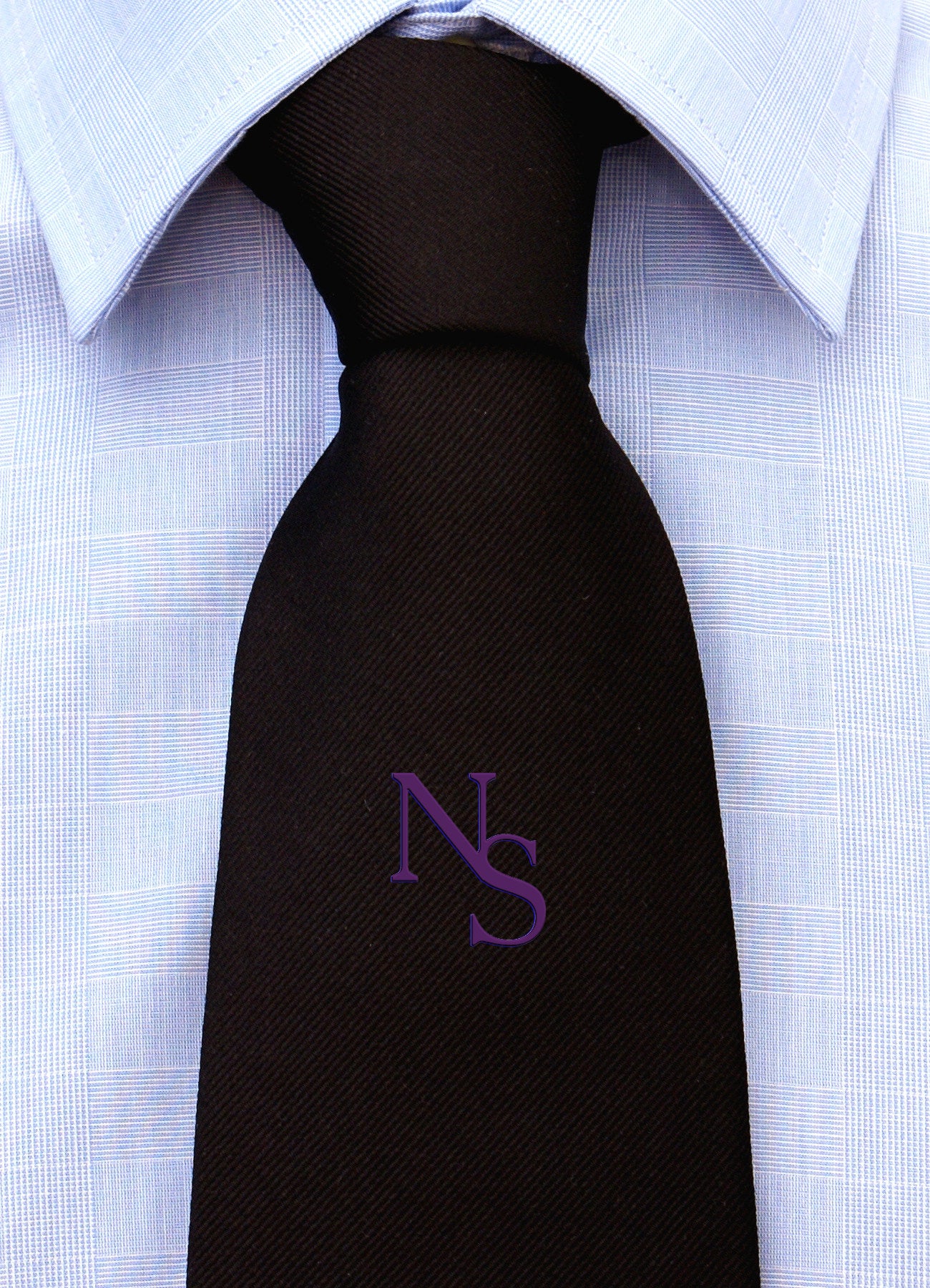 Cravatta con monogramma in stampatello personalizzato